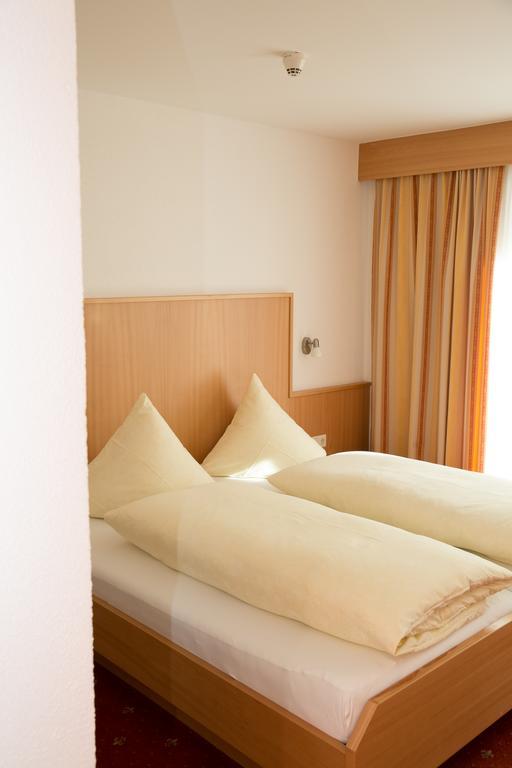 Hotel Garni Ehrenreich Зёльден Экстерьер фото